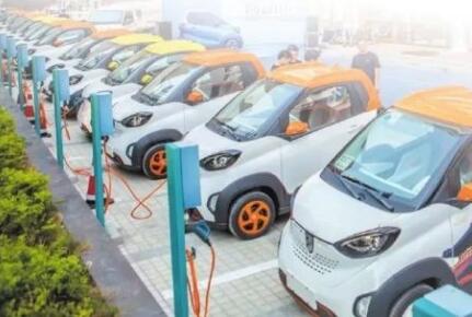新基建東風(fēng)吹，充電樁市場(chǎng)將會(huì)迎來怎樣的新一年?