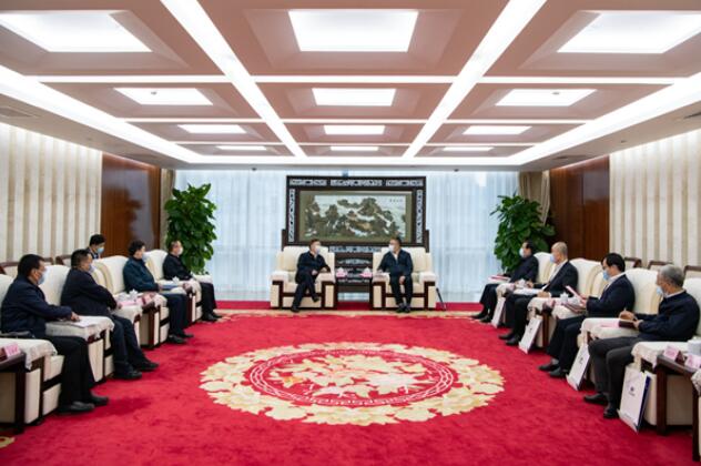 葉向東會(huì)見(jiàn)中國(guó)安能集團(tuán)總經(jīng)理、黨委副書記李躍平