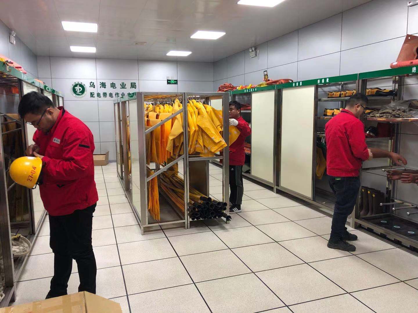 烏海電業(yè)局配電帶電作業(yè)中心：寒冬大檢查，新年保安全