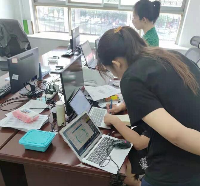 國網信通產業(yè)集團：暴雨中，他們選擇堅守崗位