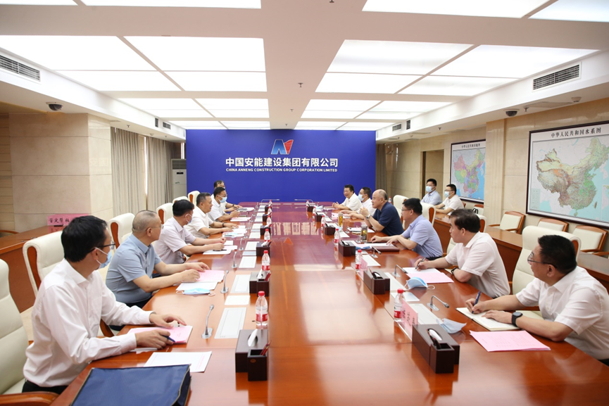 周國平會見中儲糧集團黨組副書記、總經(jīng)理遲京濤