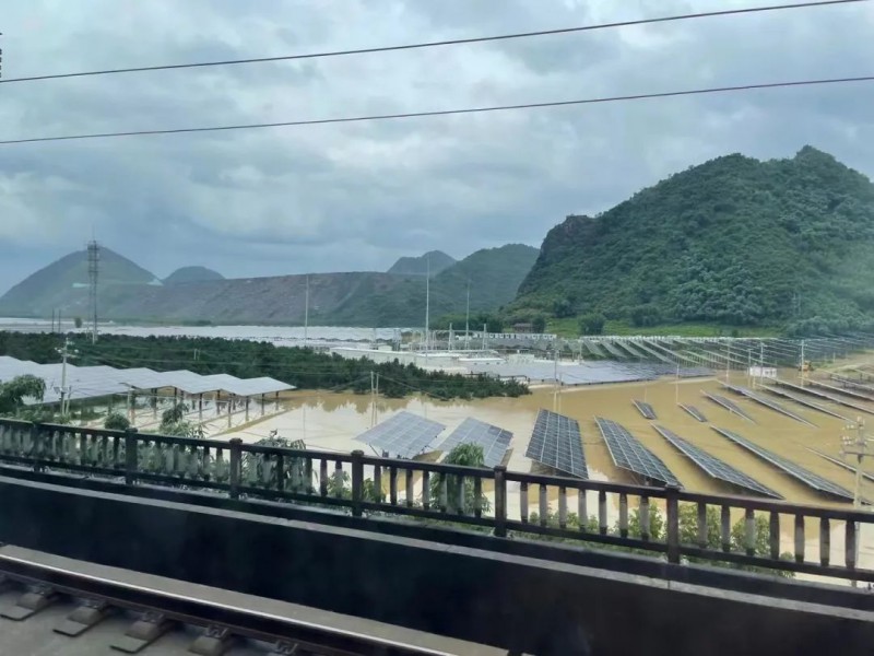 地面電站秒變漂浮電站，又一光伏電站被水淹！
