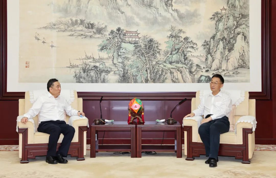 宋海良拜會(huì)廣西壯族自治區(qū)黨委書記劉寧、自治區(qū)主席藍(lán)天立