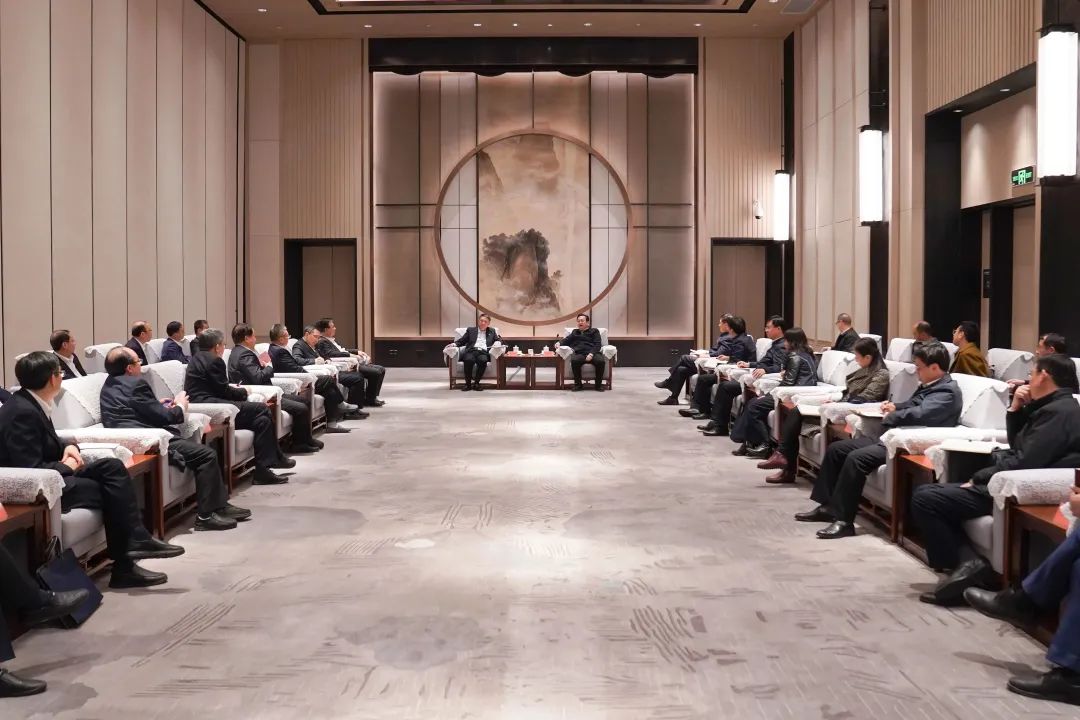 華能集團(tuán)黨組書記、董事長(zhǎng)溫樞剛拜會(huì)雄安新區(qū)黨工委書記、管委會(huì)主任張國(guó)華