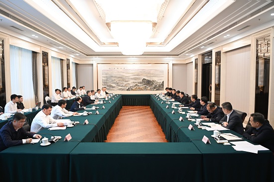 華能集團(tuán)溫樞剛、鄧建玲拜會遼寧省委書記郝鵬