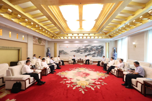 中國電建黨委副書記、總經(jīng)理王斌與山東省委常委、煙臺市委書記江成會談