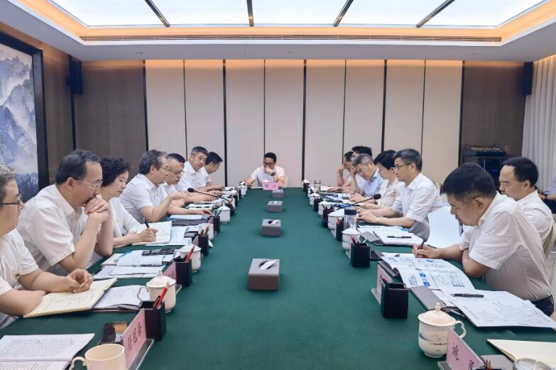 中國能建副總經(jīng)理吳云與襄陽市委副書記、市長王太暉會(huì)談