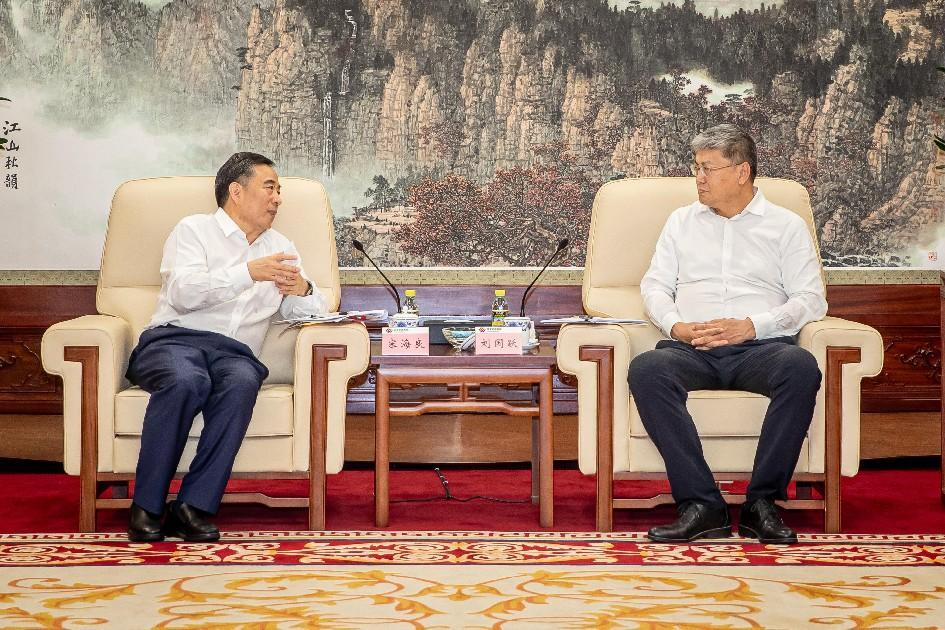 國家能源集團(tuán)黨組書記、董事長劉國躍會見中國能建黨委書記、董事長宋海良