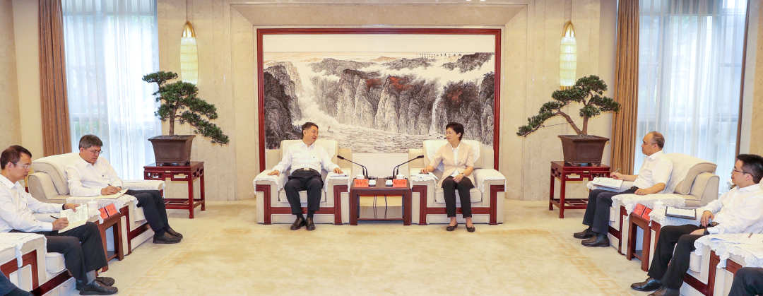 華能集團(tuán)黨組書記、董事長拜會四川省委副書記、成都市委書記施小琳