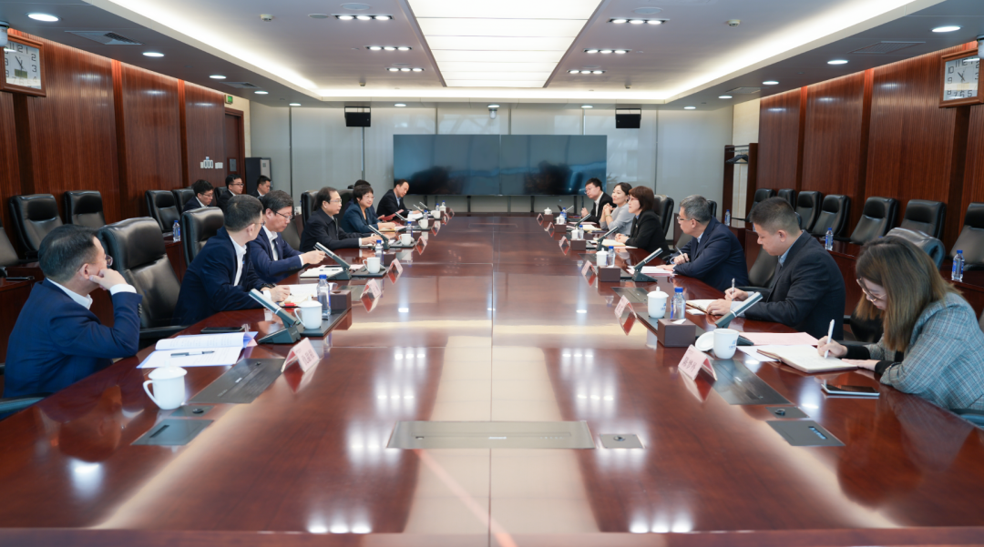 華電黨組書記、董事長(zhǎng)江毅會(huì)見絲元投資有限責(zé)任公司黨委書記、執(zhí)行董事韓紅梅