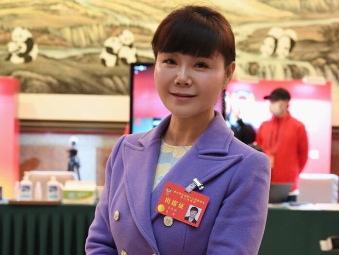 四川省政協(xié)委員李佳蔚：四川要優(yōu)化碳產(chǎn)品、參與碳交易，不斷完善碳設(shè)施
