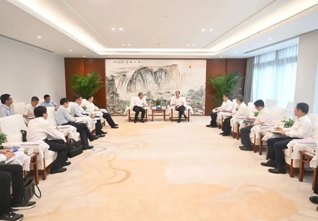 中國電建黨委書記、董事長丁焰章會見南瑞集團董事長、黨委書記山社武