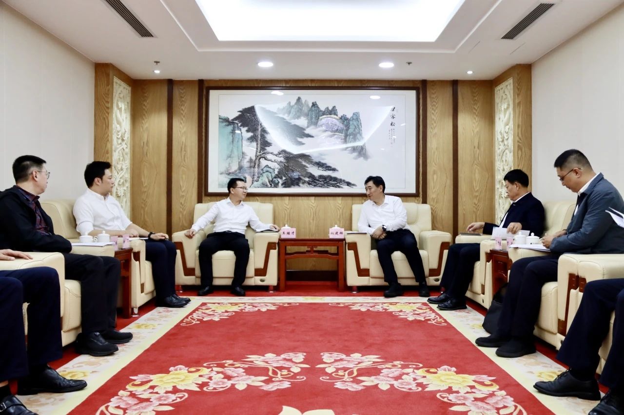 大唐云南公司黨委書記、董事長王繼才拜會臨滄市委書記、市長杜建輝