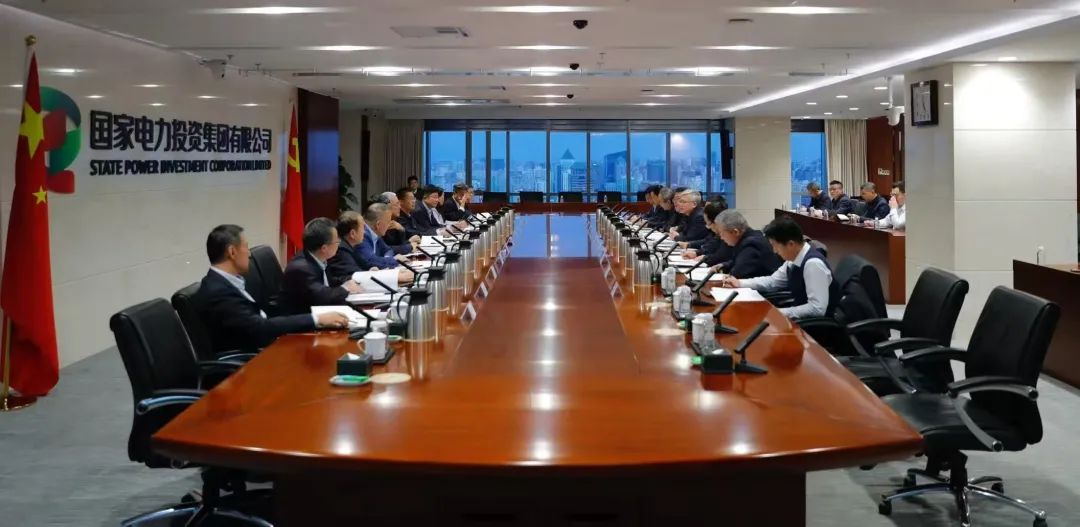 國家電投總經理、黨組副書記栗寶卿會見東方電氣總經理、黨組副書記張彥軍