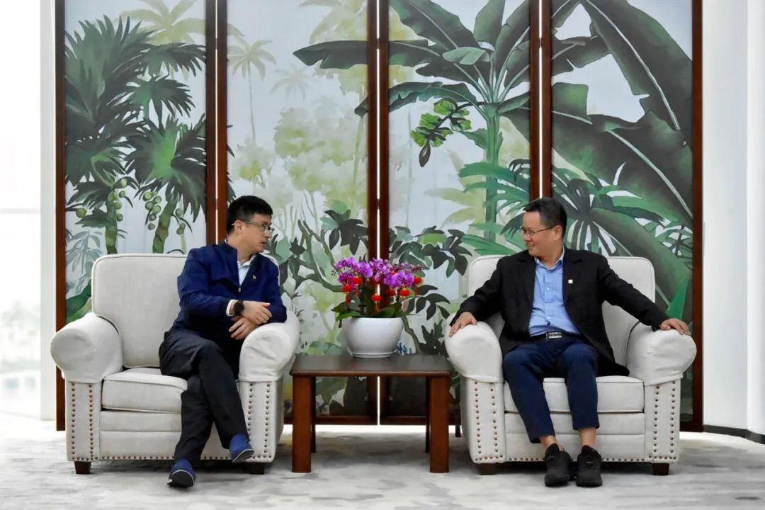 國電投海南公司黨委副書記、總經(jīng)理劉波濤拜訪大唐海南公司黨委書記、董事長王俊啟