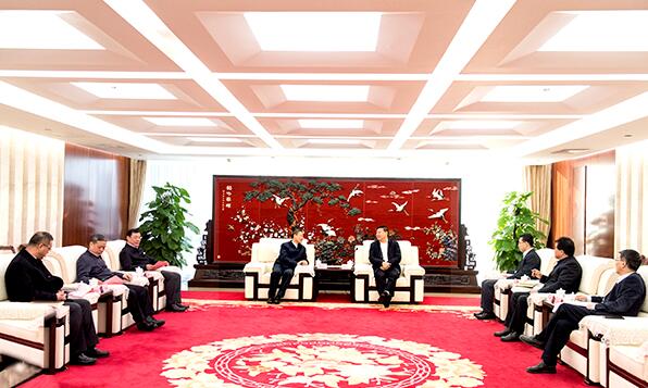 趙建國(guó)會(huì)見(jiàn)哈電集團(tuán)董事長(zhǎng)、黨委書(shū)記斯?jié)煞? width=91 height=76></A></LI>               <LI><SPAN><A href=